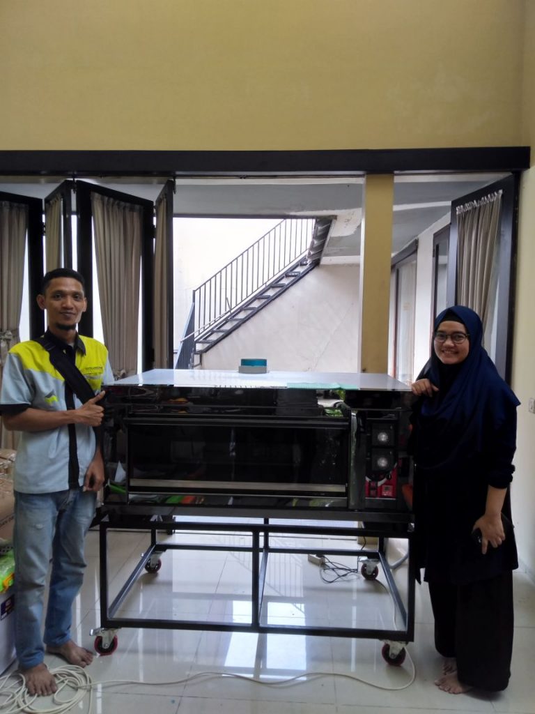 Ibu Kartika, Bekasi, Gas Baking Oven