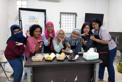 Usaha Kecil kecilan di depan rumah untuk IRT