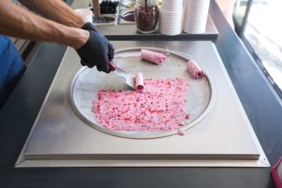 Es Krim Roll Peluang Bisnis Manis