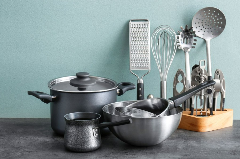 peralatan dapur lengkap